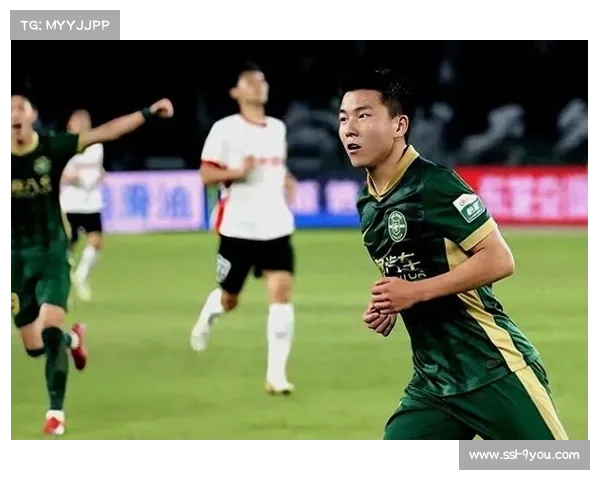 VAR判罚再引争议，足协杯决赛点球决策改变比赛走向