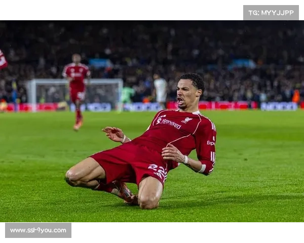 利兹联五后卫阵型奏效,战术限制利物浦进攻